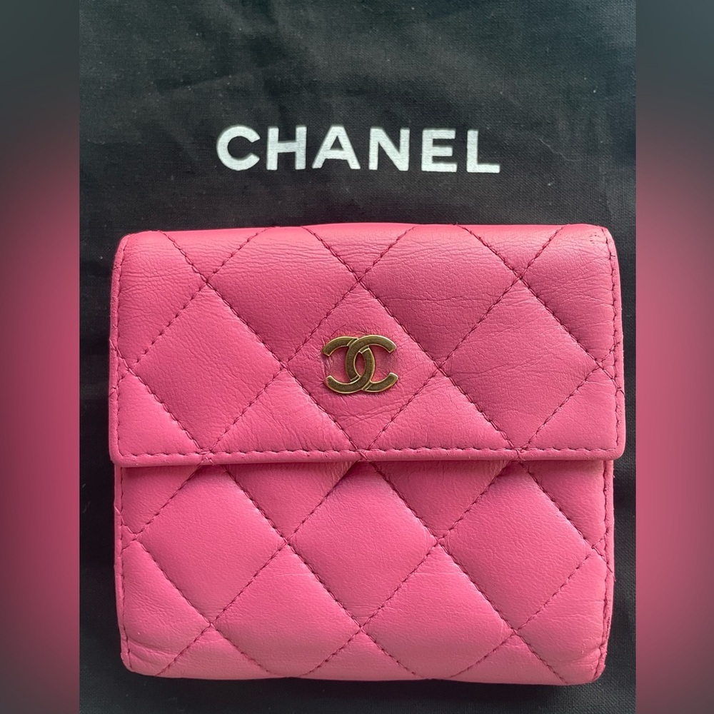 CHANEL Matelasse Coco Mark Bifold Wallet, 🩷Pink Leather, w/dustbag, EUC